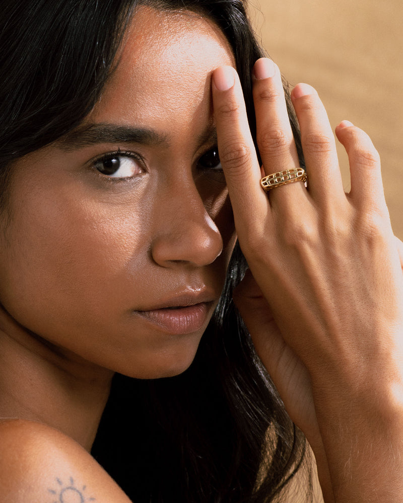 Anel Entrelance Banhado a Ouro